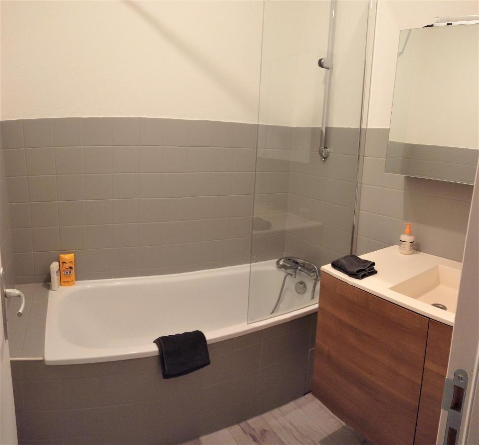 Appartement T2 "Le Cocooen" Rez-De-Jardin Au Calme Vitre  Exterior photo